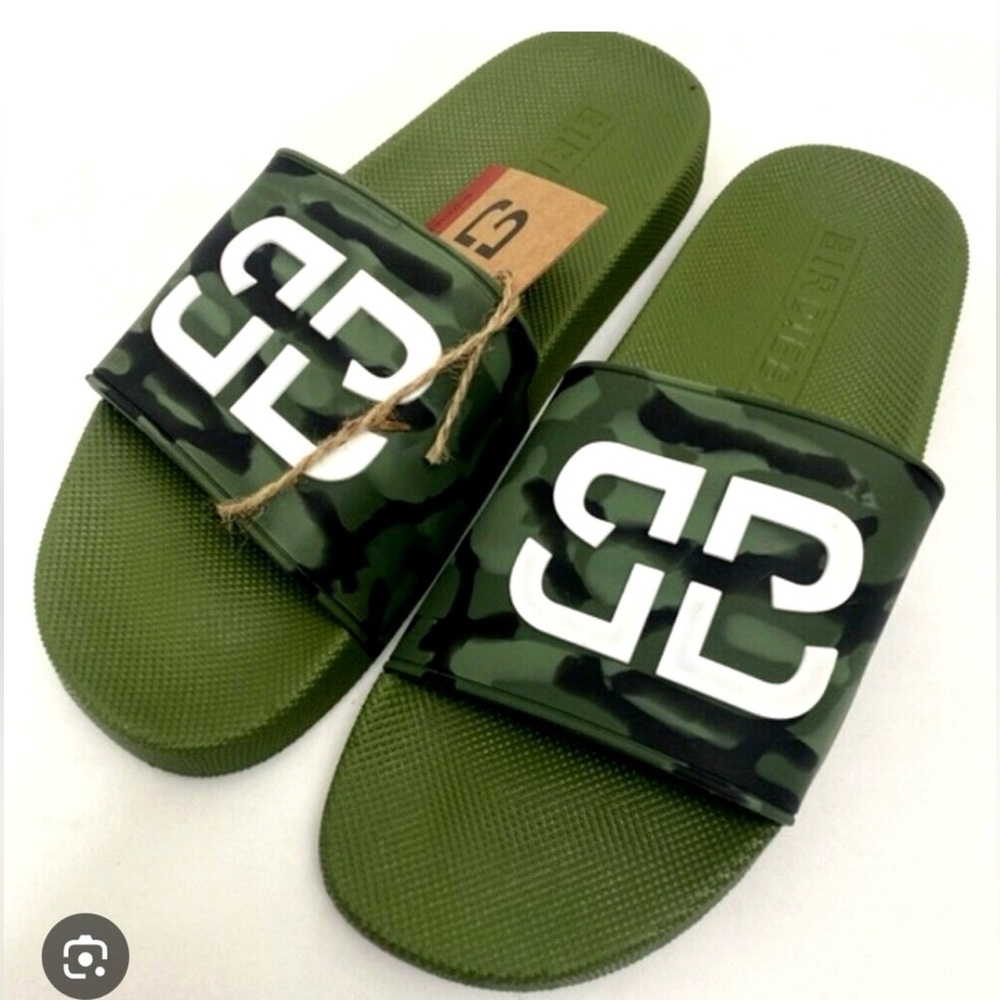 NIB BIRDIEBEE Signature Camo Double BB Slide
Sandals